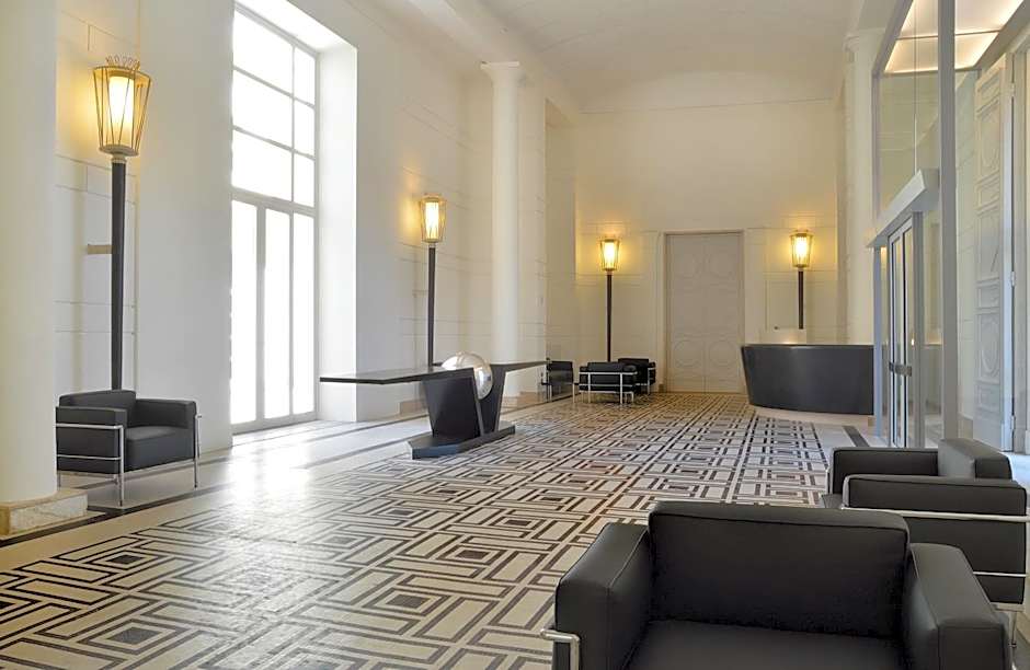 Palazzo Esedra