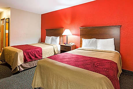 2 Double Beds, Smoking