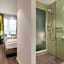 Super 8 by Wyndham Oberhausen