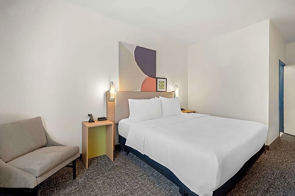 Spark by Hilton Moline Quad Cities