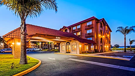 Lompoc Valley Inn and Suites