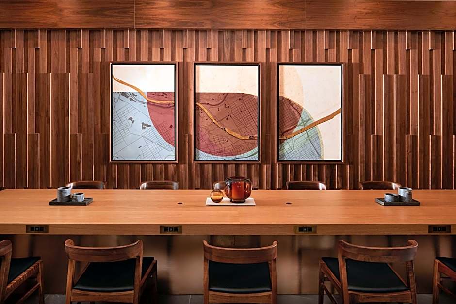 Sheraton Grand Rapids Airport Hotel