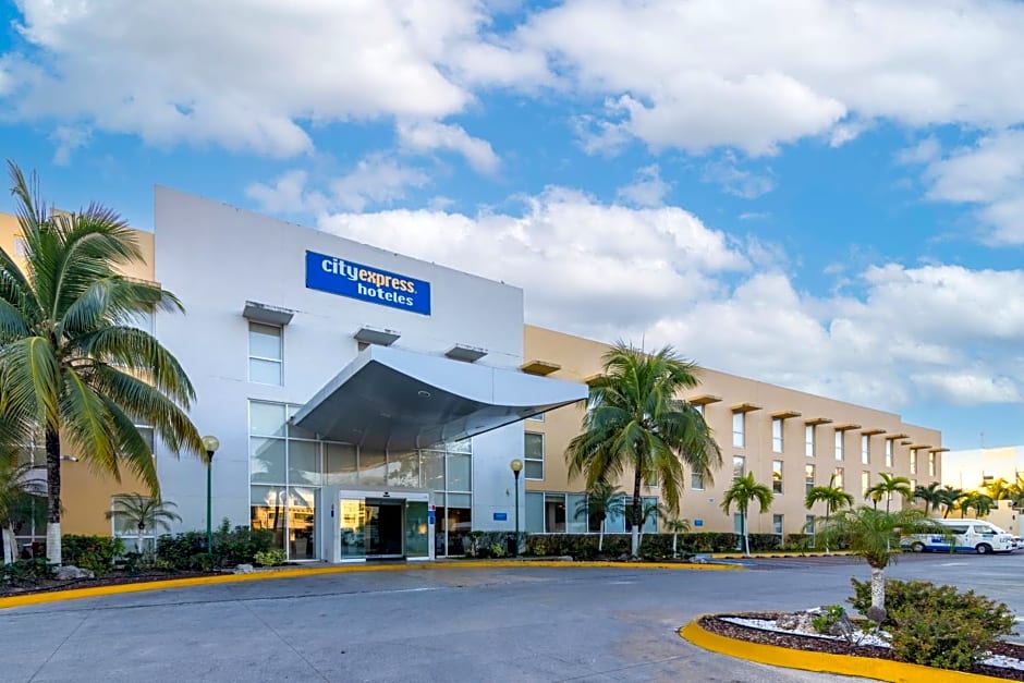 City Express by Marriott Playa Del Carmen