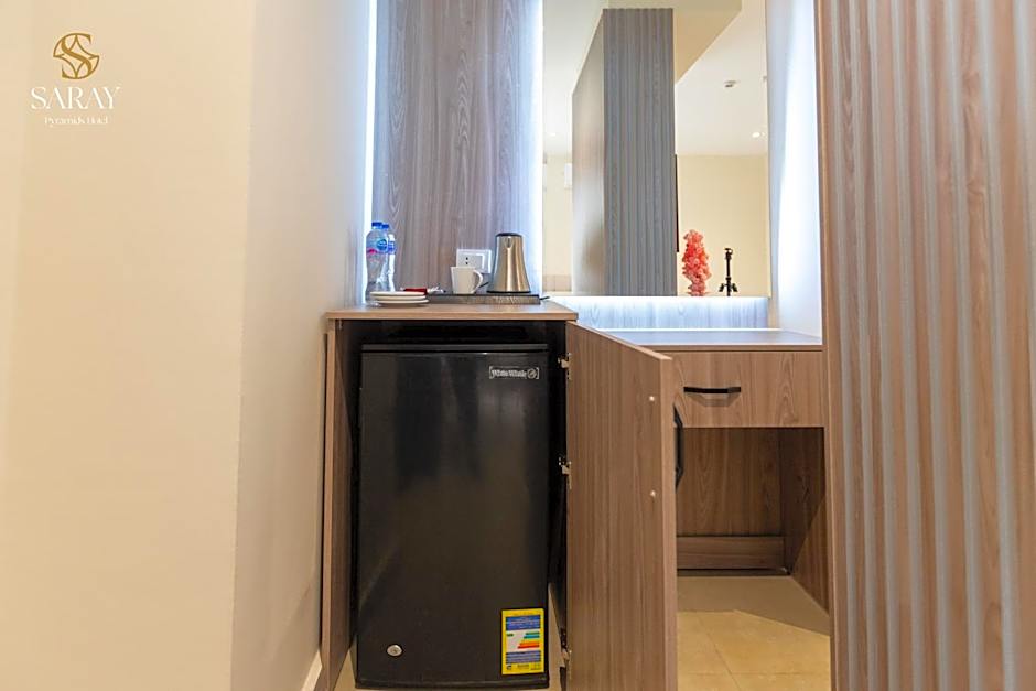 Saray Pyramids & Museum View Hotel