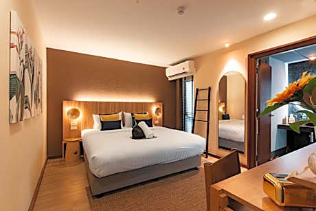 Grand Deluxe Double with Bathtub