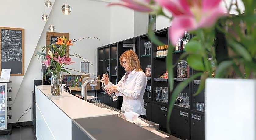 Garner Berlin - Spandau By IHG