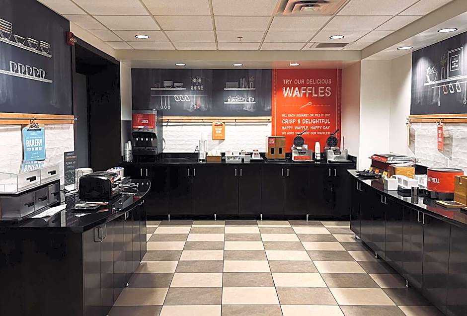 Hampton Inn By Hilton & Suites Lethbridge Ab Cn