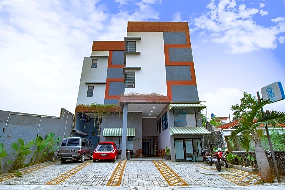 Uptown Residence Syariah Pondok Pinang