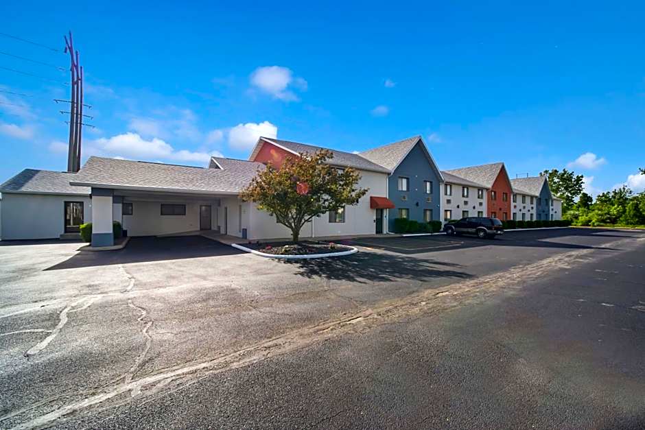 Ramada by Wyndham Effingham