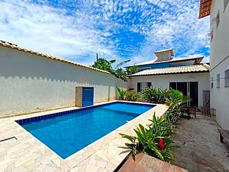 Casa inteira con piscina compartilhada