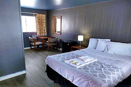 Queen Bed