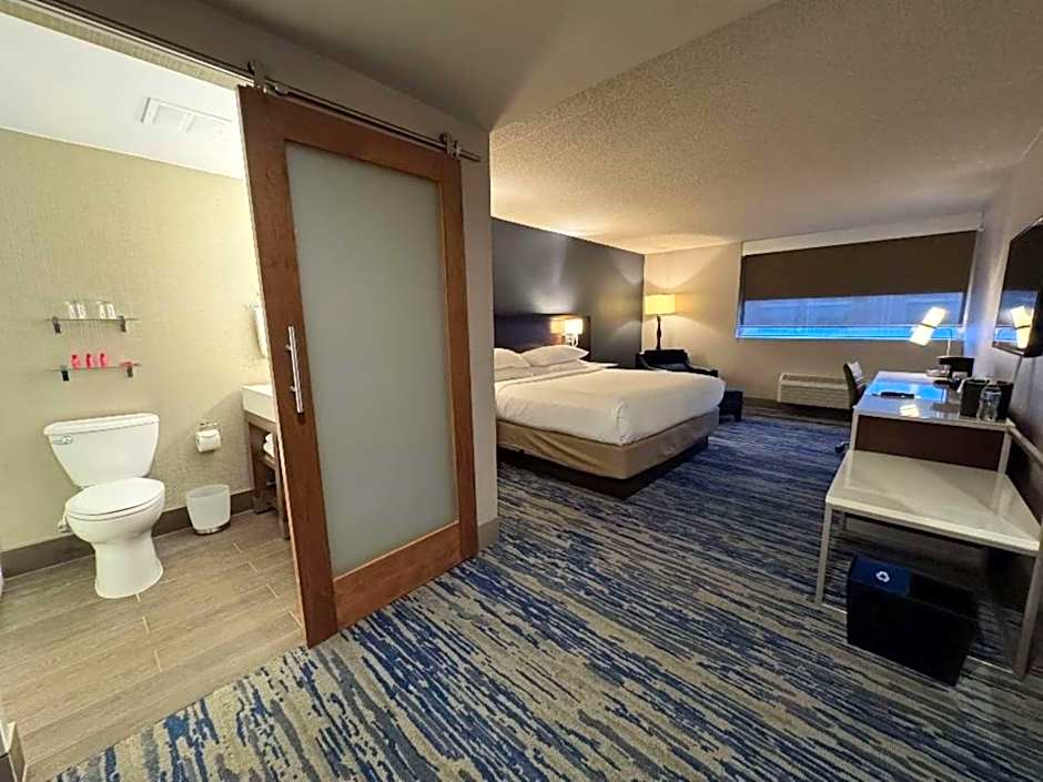 Skyline Hotel Detroit Airport, SureStay Collection by Best Western