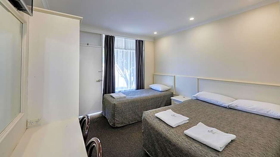 Photo 1 of 3 of 1 Double Bed or 2 Beds