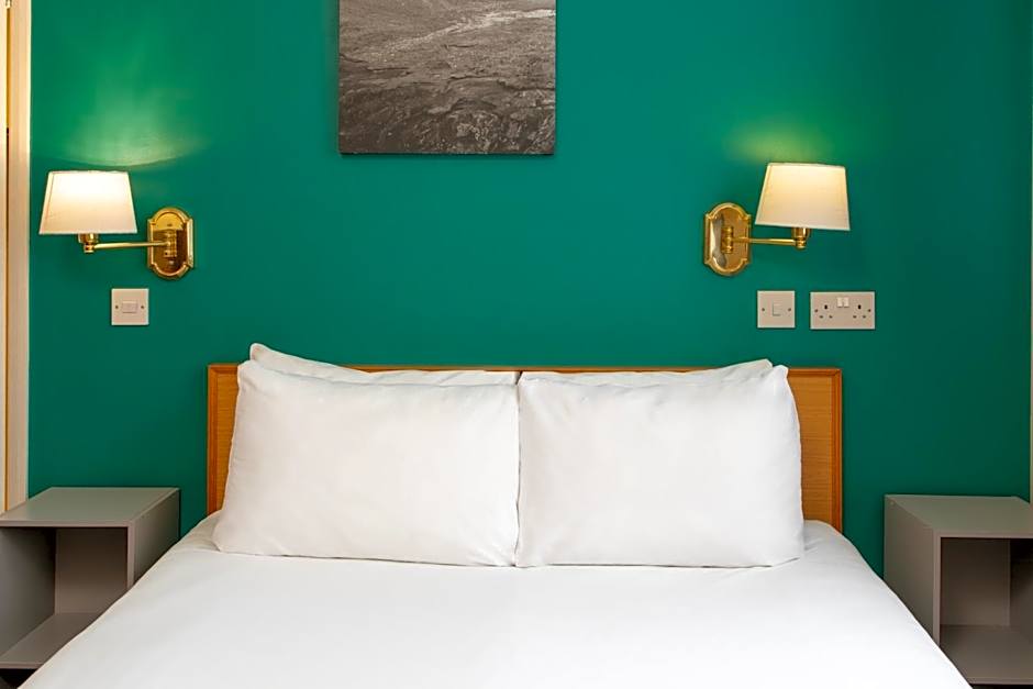 Old Grey Mare Inn by Greene King Inns