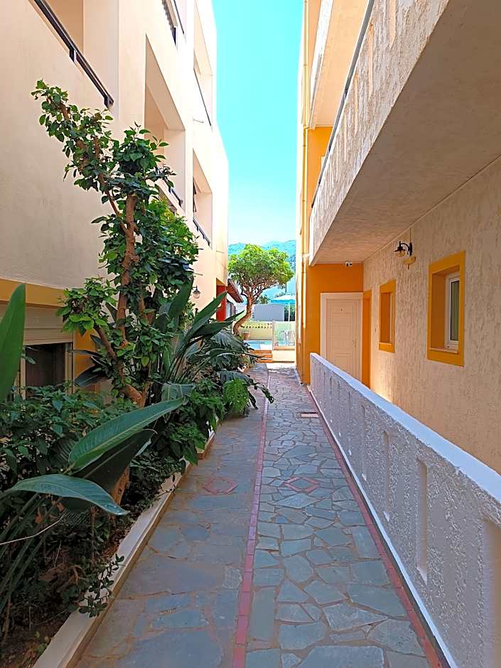 Stelios Residence