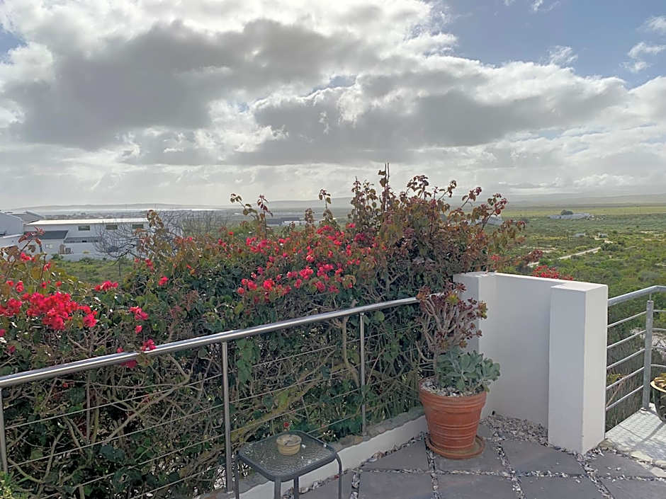 Farr Out Guest House