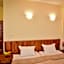 Lina Hotel