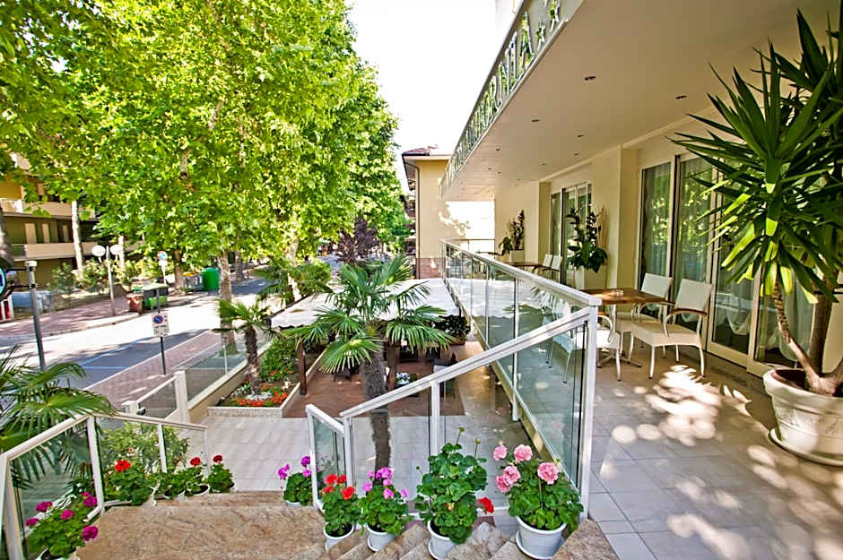 California Pastry Hotel