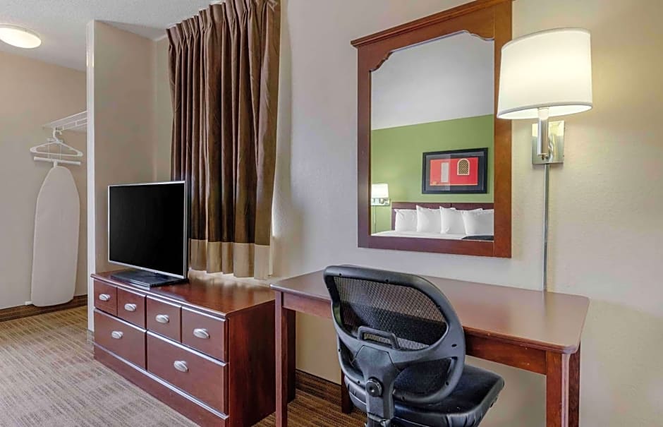 Extended Stay America Suites - Orlando - Lake Mary - 1036 Greenwood Blvd