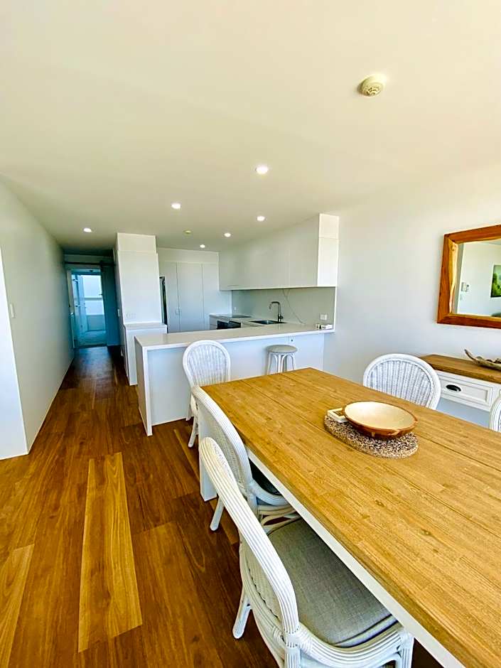 One The Esplanade Apartments on Surfers Paradise