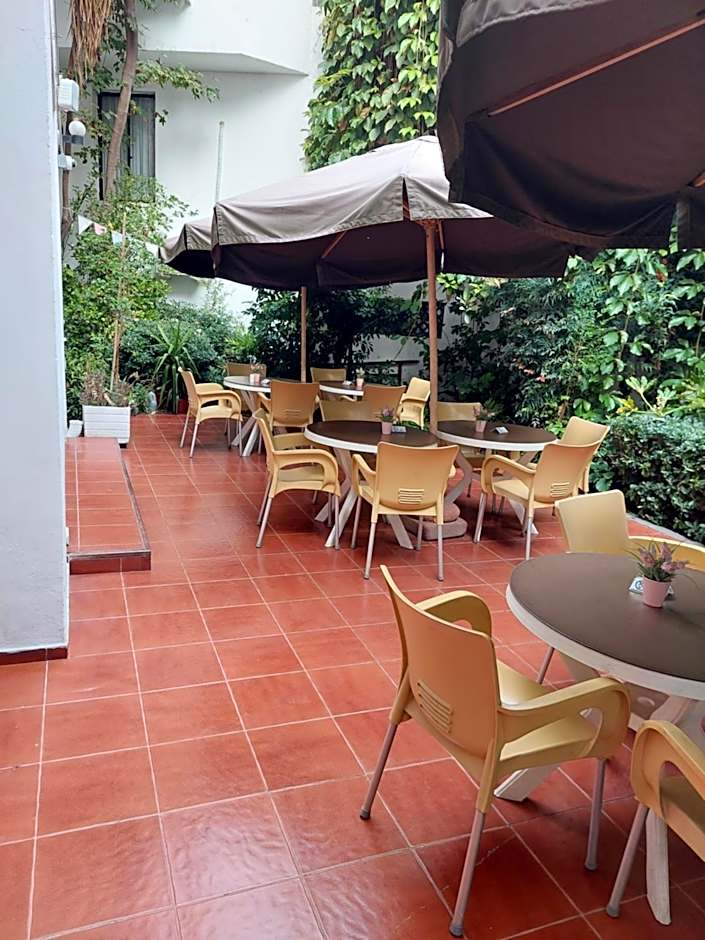 Hotel Canciller - Ex Hotel Presidente