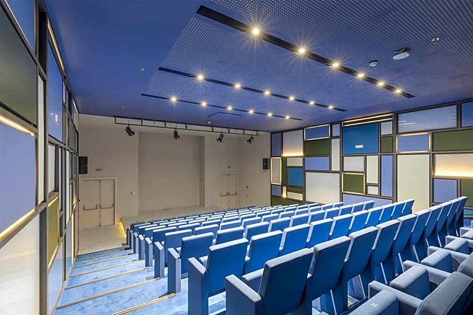 NEXT - by Savoy Signature