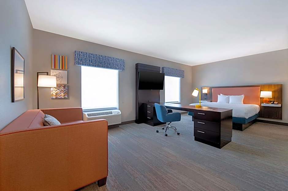 Hampton Inn By Hilton & Suites Harvey