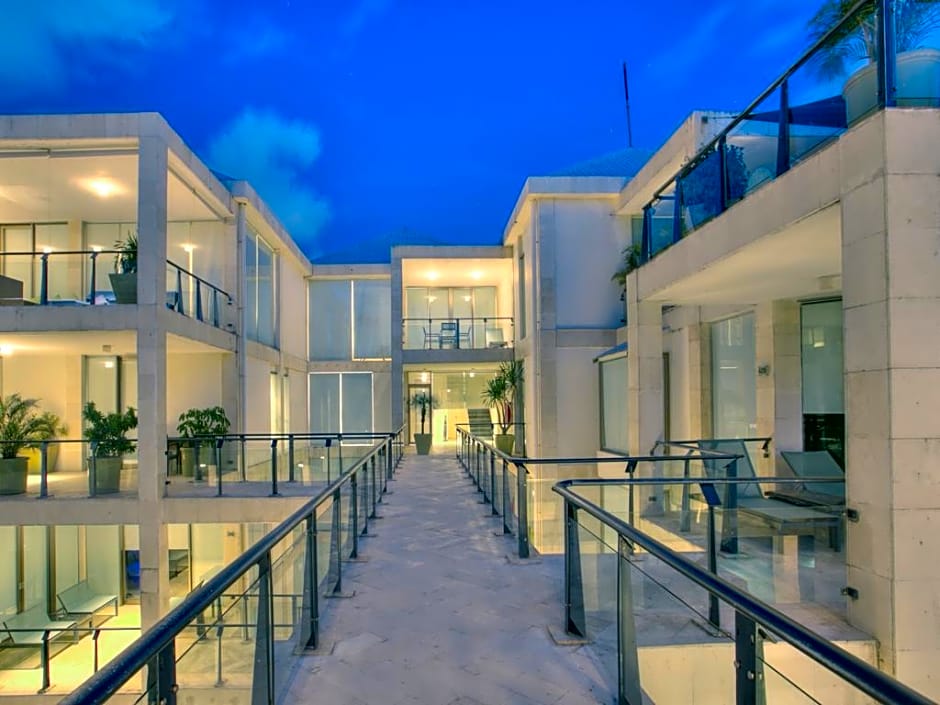 Furamaxclusive Ocean Beach Hotel Seminyak