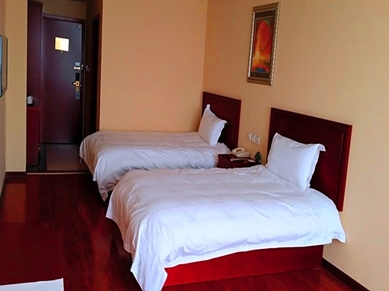 GreenTree Inn Xuzhou High Speed Railway Zhangqian Square Business Hotel