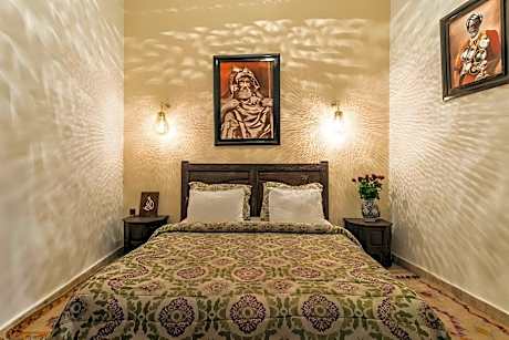 Suite - Breakfast Included