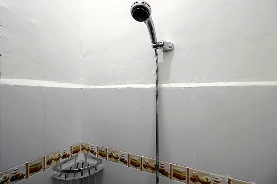 RedDoorz @ Tara Homestay Palembang