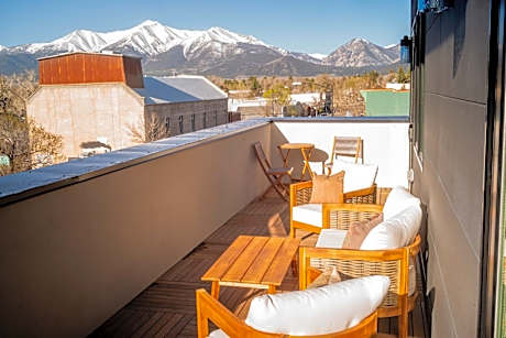 Two-Bedroom Apartment with Balcony and Terrace