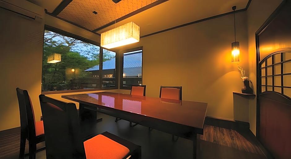 Yufuin Ryokan Gettouan