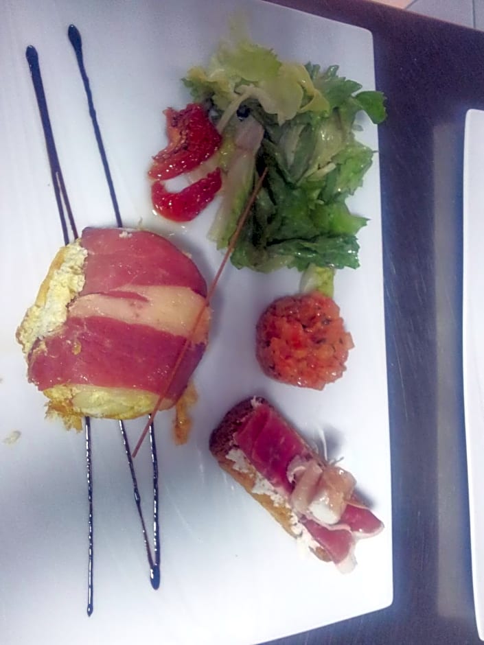 Logis Hotel De Paris