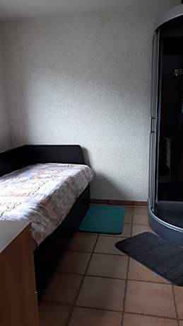 Standard Single Room with Shower