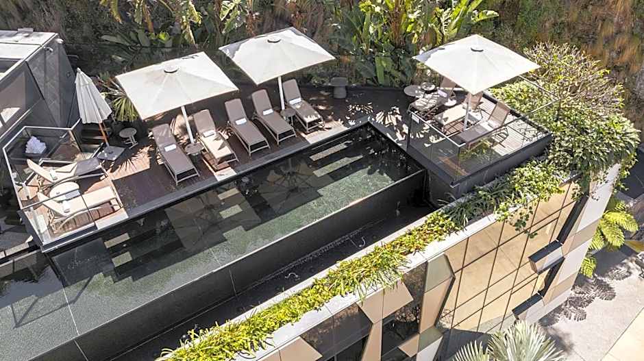 Crystalbrook Vincent