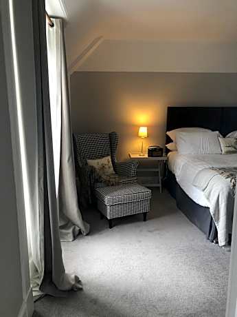 Double or Twin Room with Bathroom