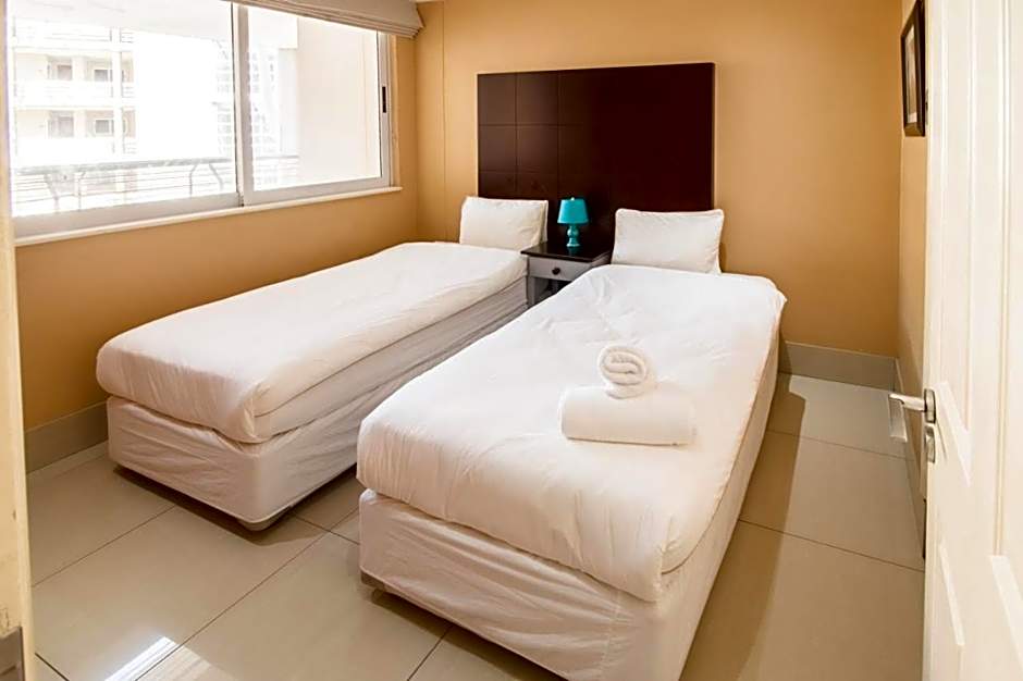 Stunning Sails on Point G405