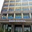 Sims Hotel