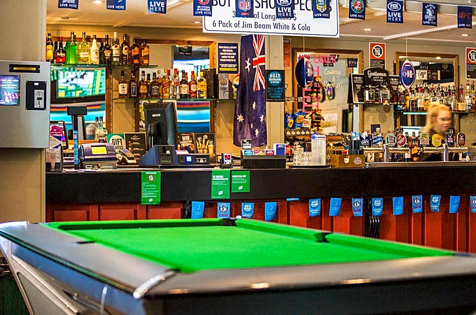 Nightcap at Regents Park Hotel