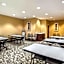 Comfort Suites Bloomington I-55 and I-74
