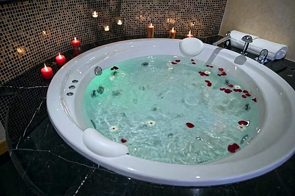 Eastyard Khobar Hotel