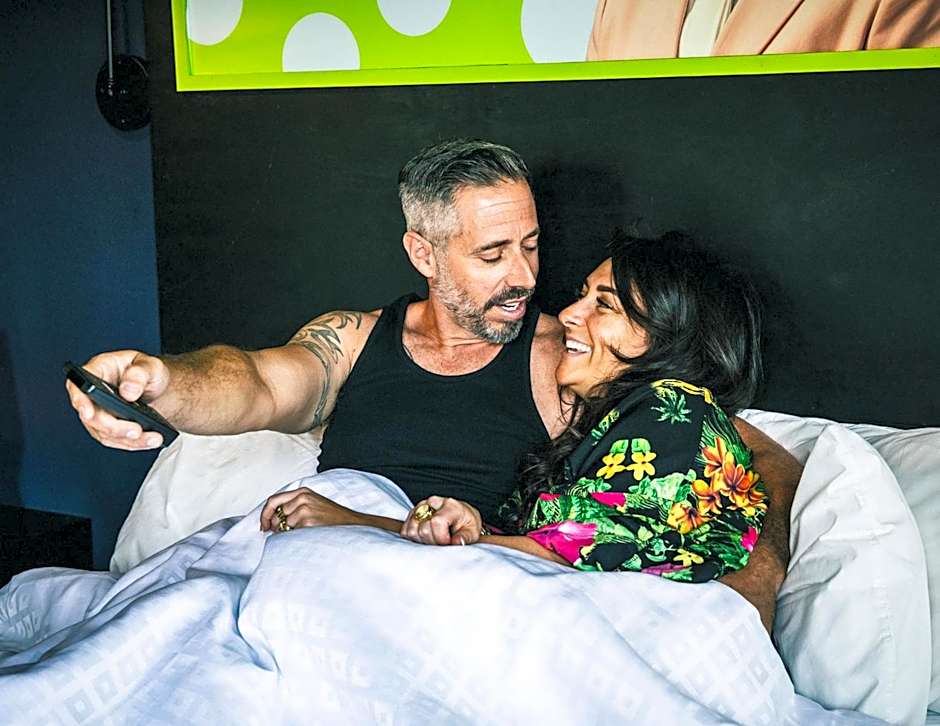 Mari Jean Hotel - All Adults Welcome