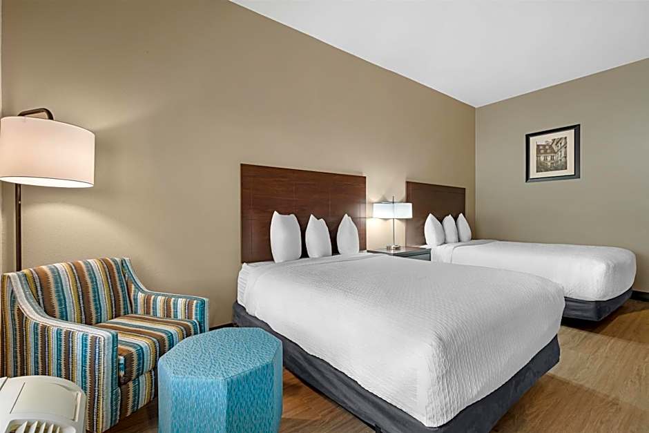 Photo 1 of 4 of 2 Queen Beds, Mobility Accessible, Roll in Shower