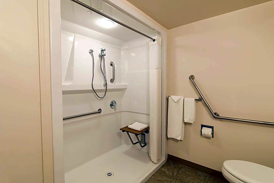 Super 8 by Wyndham Prince George