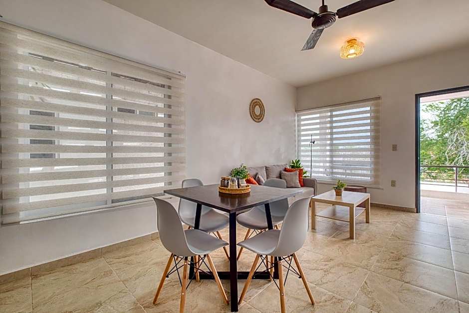 La Aurora Puerto Escondido