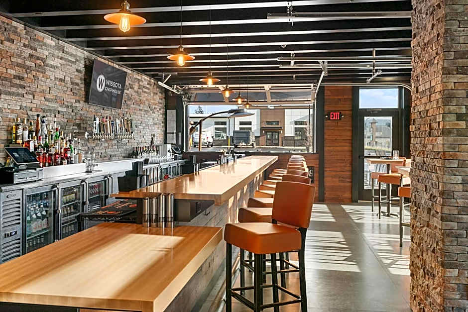 Cobblestone Hotel & Suites - Lynden