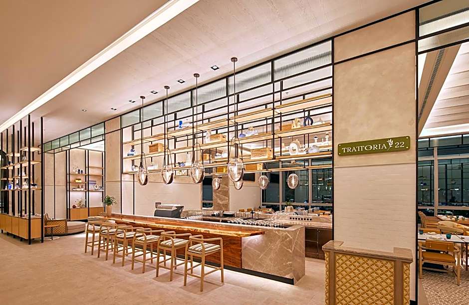 Eastin Grand Hotel Phayathai