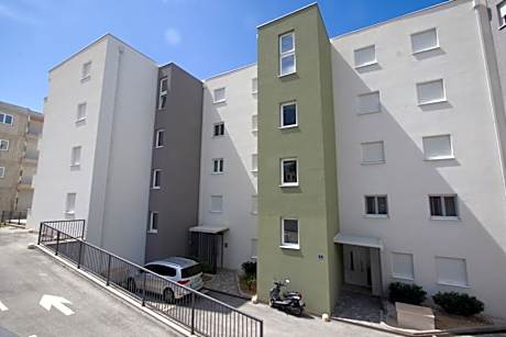 Brand New Apt Vano