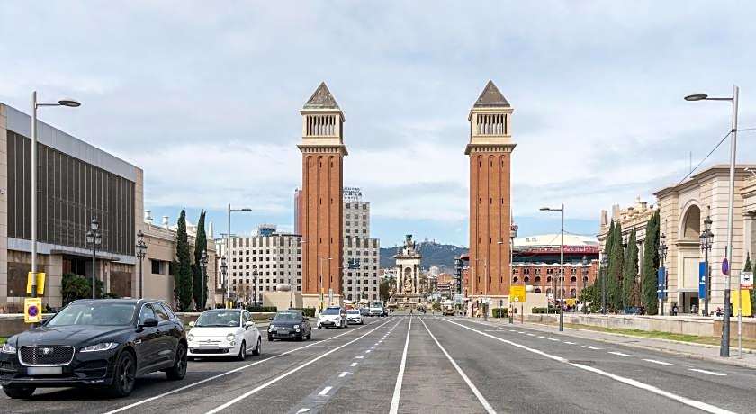 limehome Barcelona Rector Triadó